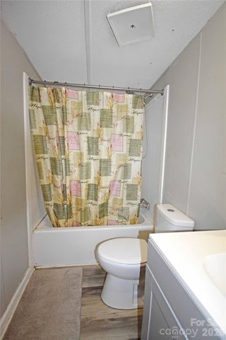 1515 States Avenue, Morganton, NC 28655
