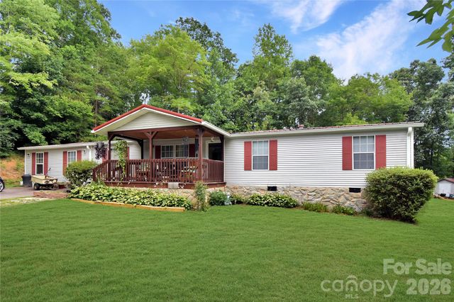 1515 States Avenue, Morganton, NC 28655