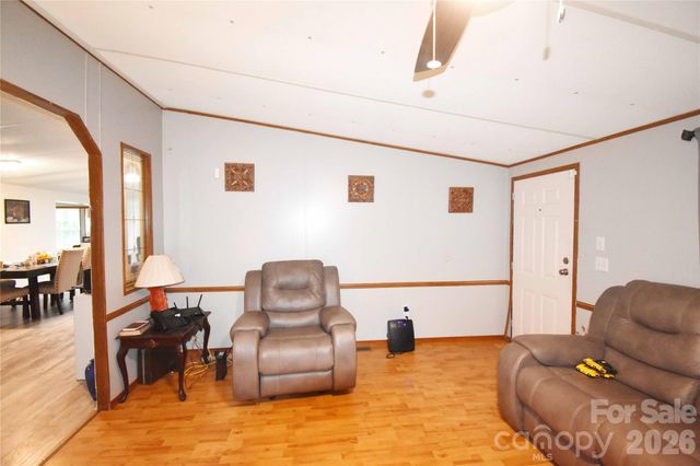 1515 States Avenue, Morganton, NC 28655