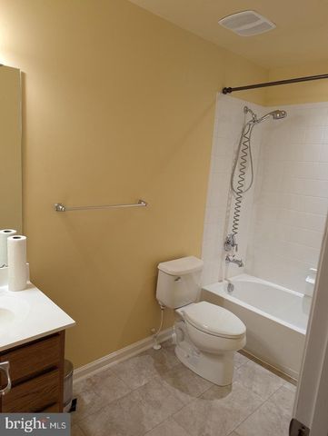 14 VIOLET CT, Woodbury, NJ 08096