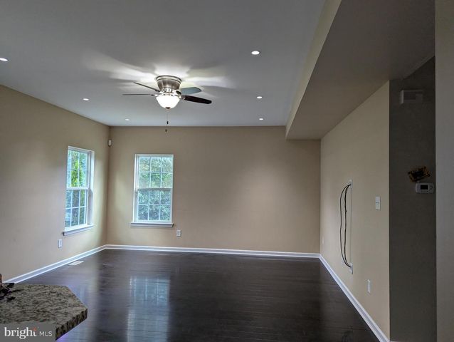 14 VIOLET CT, Woodbury, NJ 08096