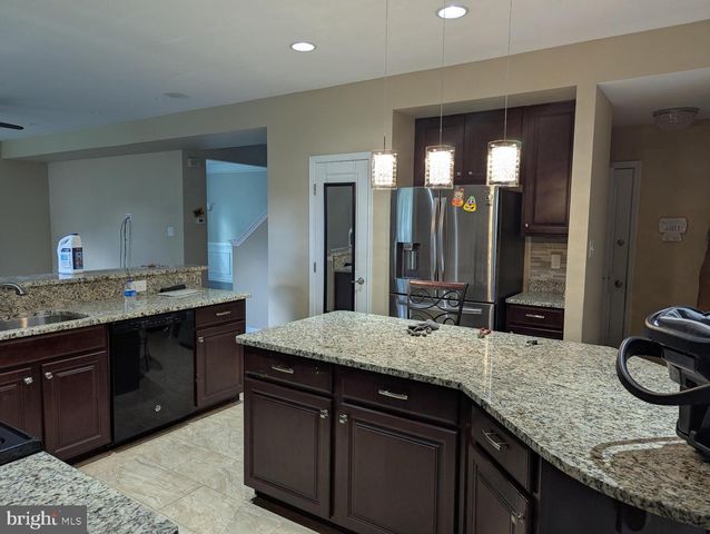 14 VIOLET CT, Woodbury, NJ 08096
