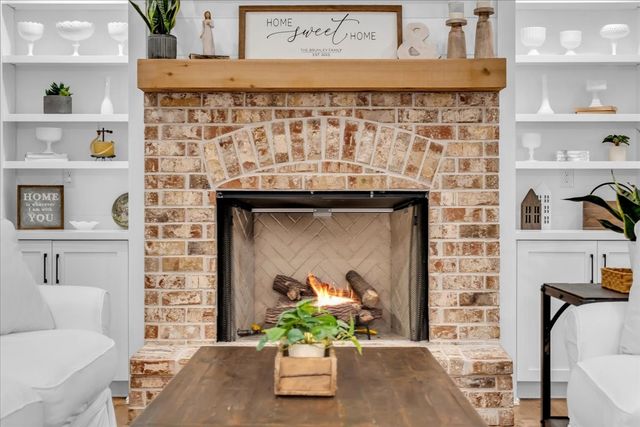 781 Brassfield Rd, Hillsboro, TN 37342