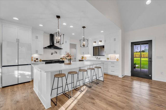 781 Brassfield Rd, Hillsboro, TN 37342