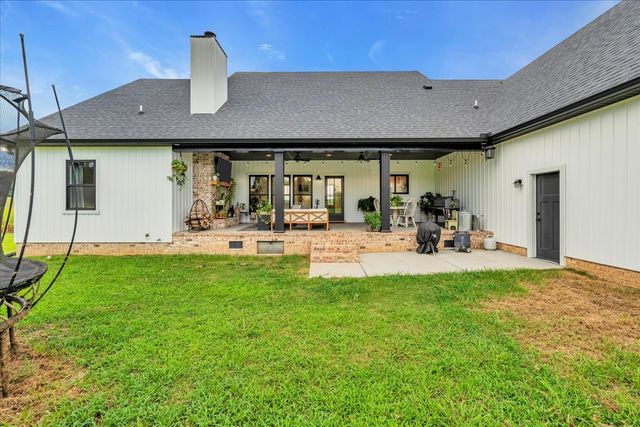 781 Brassfield Rd, Hillsboro, TN 37342