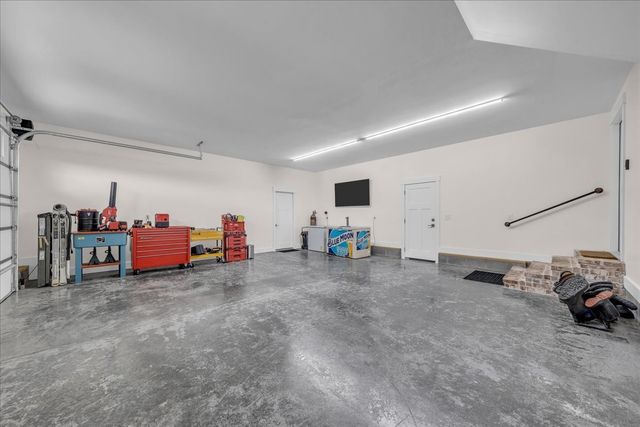 781 Brassfield Rd, Hillsboro, TN 37342