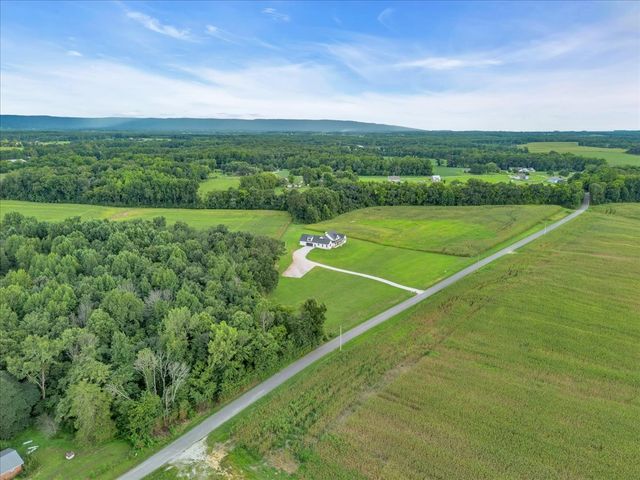 781 Brassfield Rd, Hillsboro, TN 37342