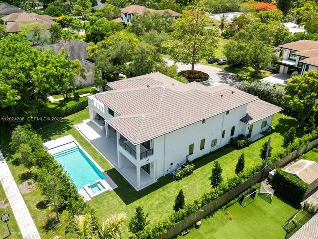 9405 SW 72nd Ct, Pinecrest, FL 33156