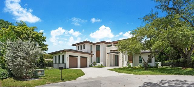 9405 SW 72nd Ct, Pinecrest, FL 33156
