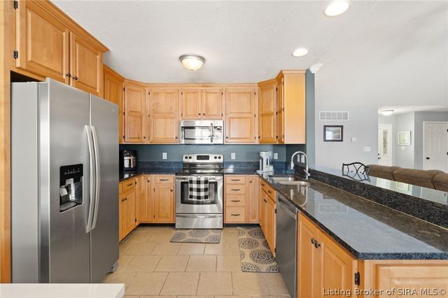 3106 Timberlake Court, Jeffersonville, IN 47130