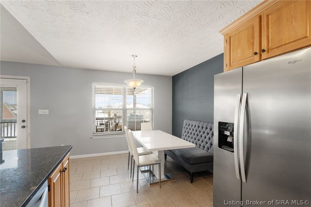 3106 Timberlake Court, Jeffersonville, IN 47130