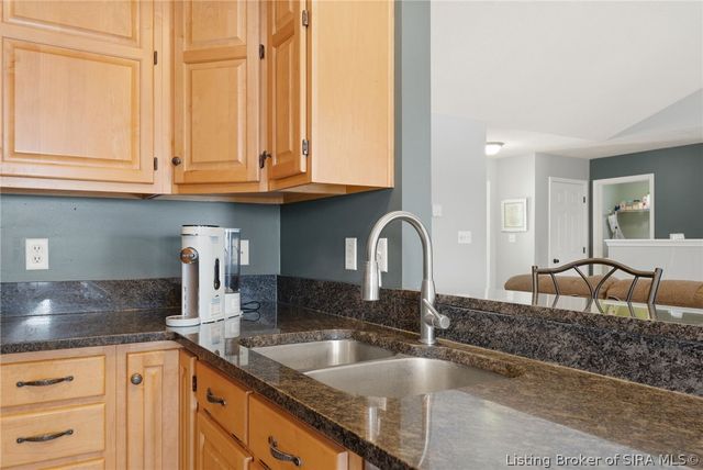 3106 Timberlake Court, Jeffersonville, IN 47130