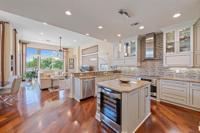 7788 Eden Ridge Way, Palm Beach Gardens, FL 33412