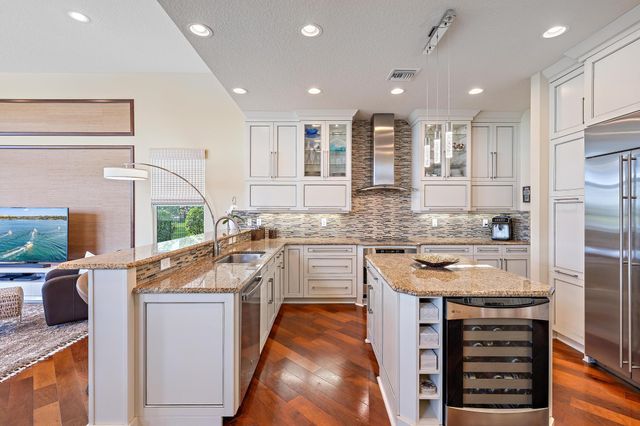 7788 Eden Ridge Way, Palm Beach Gardens, FL 33412