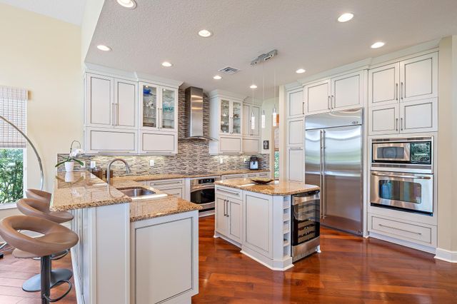 7788 Eden Ridge Way, Palm Beach Gardens, FL 33412