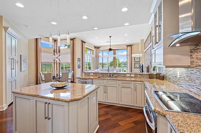7788 Eden Ridge Way, Palm Beach Gardens, FL 33412