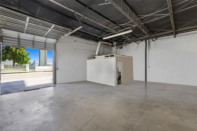 266 W 21st Street, Hialeah, FL 33010