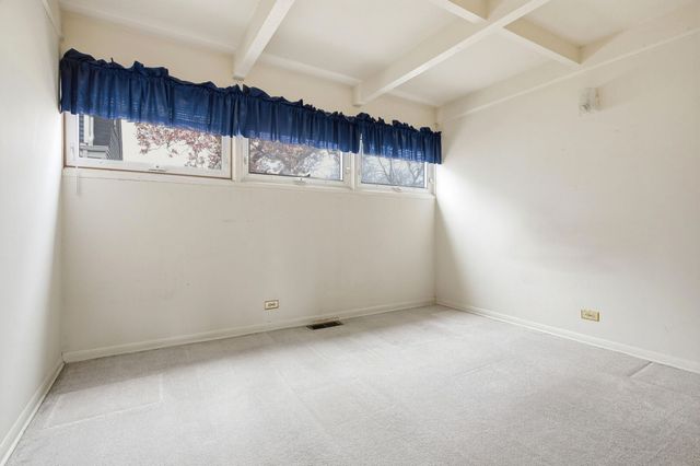 155 E Madison Street, Elmhurst, IL 60126