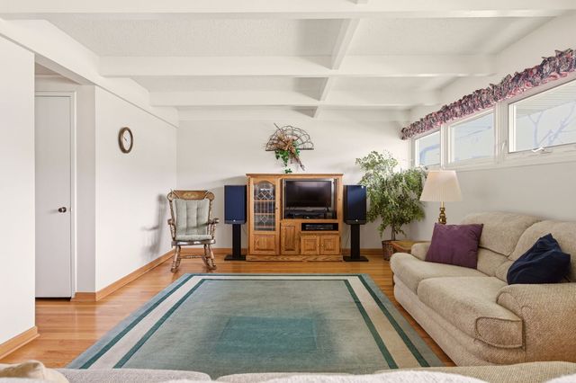 155 E Madison Street, Elmhurst, IL 60126