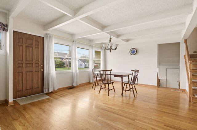 155 E Madison Street, Elmhurst, IL 60126