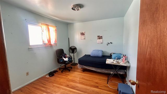 24955 Beierman Avenue, Warren, MI 48091