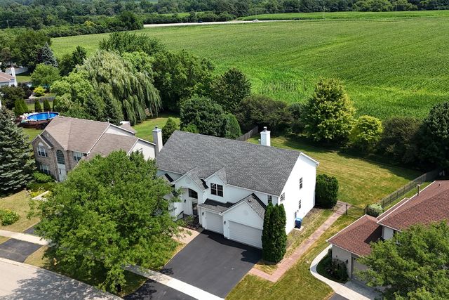 37089 N Bonnie Brae Road, Lake Villa, IL 60046