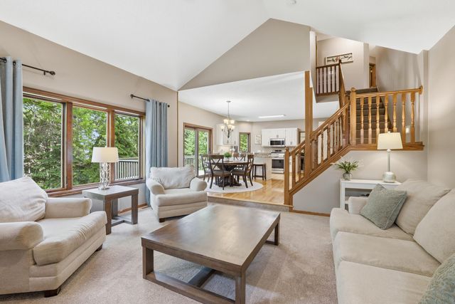 8761 Inverness Road, Woodbury, MN 55125