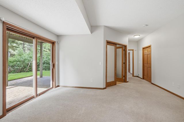 8761 Inverness Road, Woodbury, MN 55125