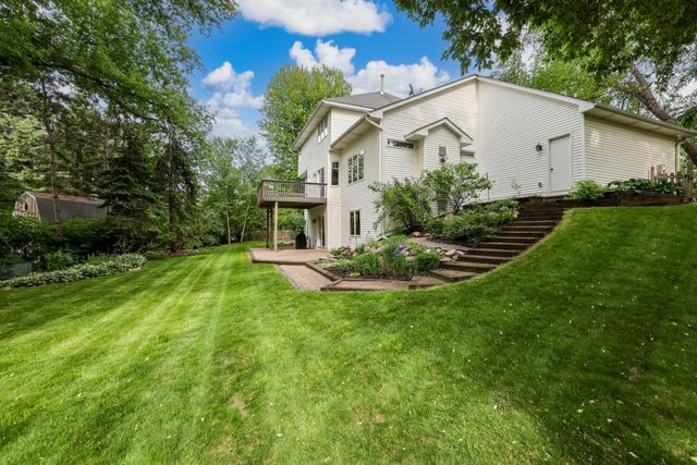 8761 Inverness Road, Woodbury, MN 55125