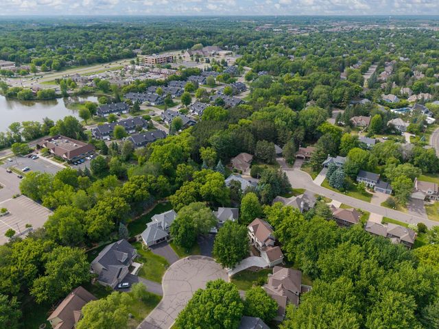 8761 Inverness Road, Woodbury, MN 55125