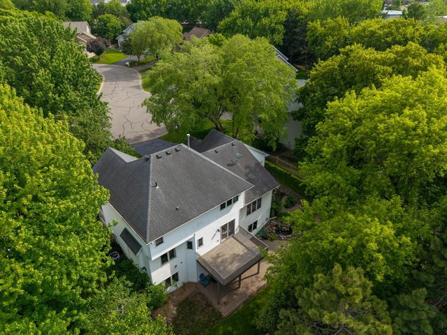8761 Inverness Road, Woodbury, MN 55125