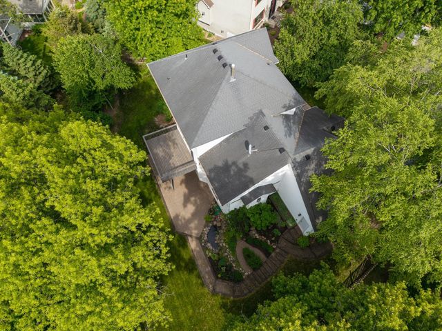 8761 Inverness Road, Woodbury, MN 55125