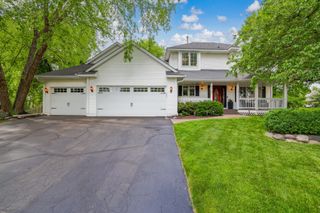 8761 Inverness Road, Woodbury, MN 55125