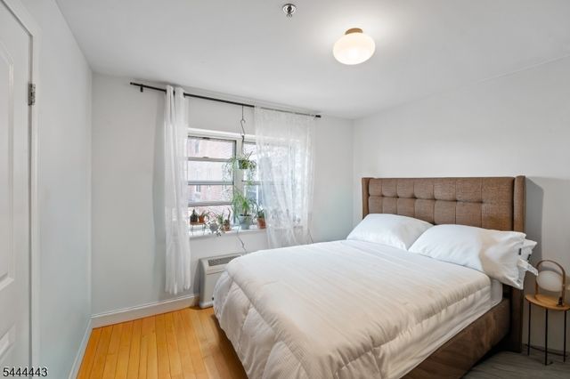 70 S Munn Ave 401, East Orange City, NJ 07018