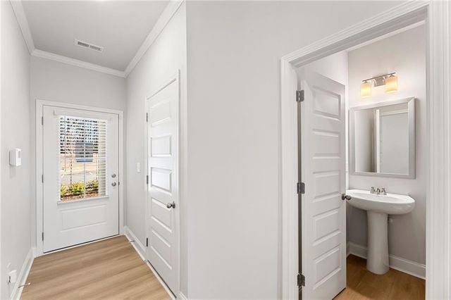 872 Porter Ridge Lane 6, Decatur, GA 30032
