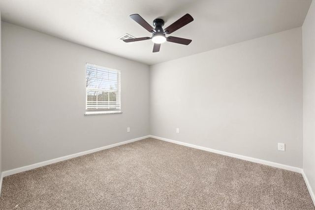 411 W Springer Avenue, Guthrie, OK 73044