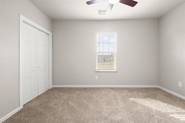 411 W Springer Avenue, Guthrie, OK 73044