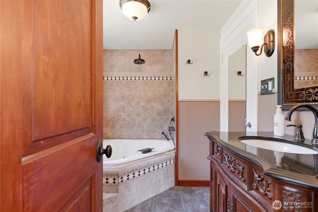 840 11th Avenue, Fox Island, WA 98333