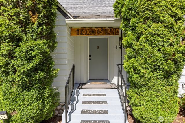 840 11th Avenue, Fox Island, WA 98333
