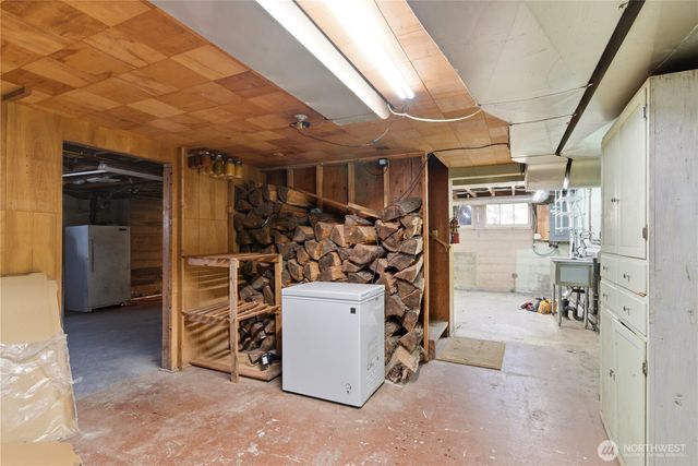 840 11th Avenue, Fox Island, WA 98333