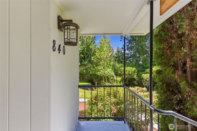 840 11th Avenue, Fox Island, WA 98333