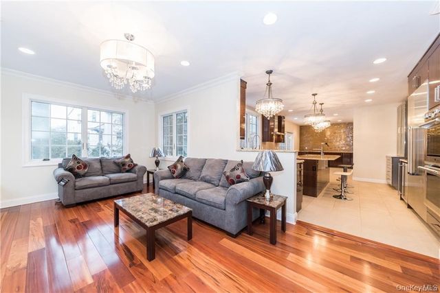 1 Elizabeth Road, New Rochelle, NY 10804