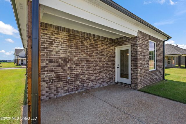 907 Coahoma Court, Nesbit, MS 38651