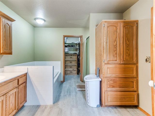 12517 Jerrad Lane, Mcloud, OK 74851