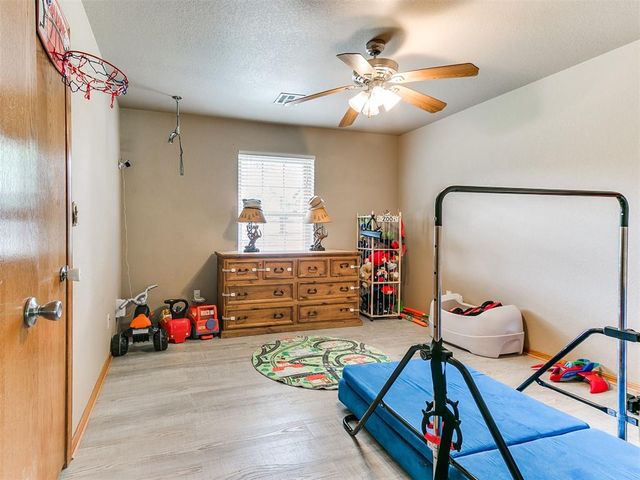 12517 Jerrad Lane, Mcloud, OK 74851