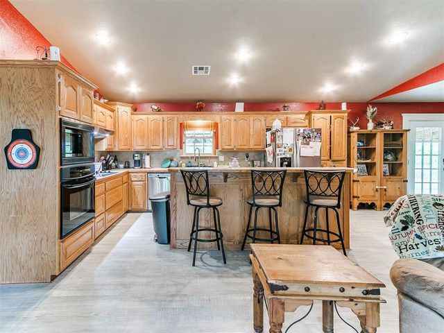 12517 Jerrad Lane, Mcloud, OK 74851
