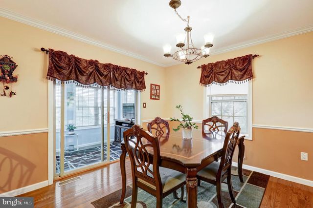 176 FAIRWAY DR, Denver, PA 17517