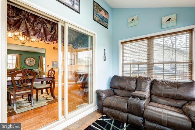 176 FAIRWAY DR, Denver, PA 17517