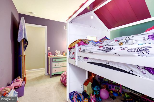 176 FAIRWAY DR, Denver, PA 17517