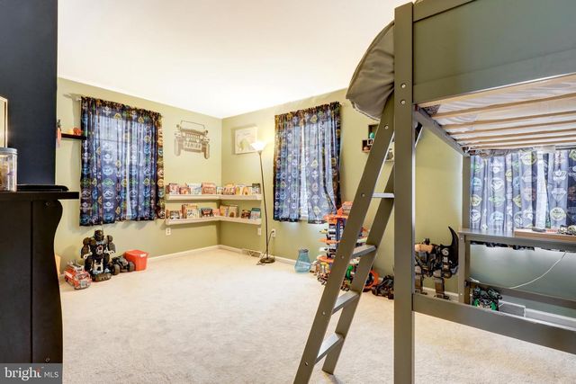 176 FAIRWAY DR, Denver, PA 17517